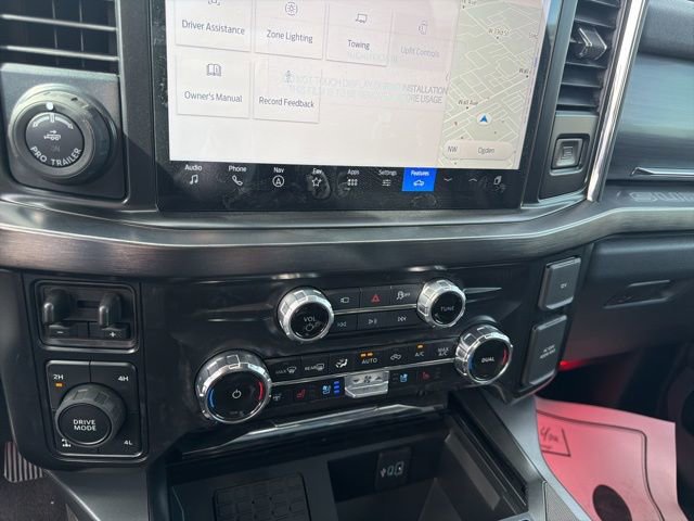 New 2026 Ford F250 Lariat w/ Black Appearance Package image 78