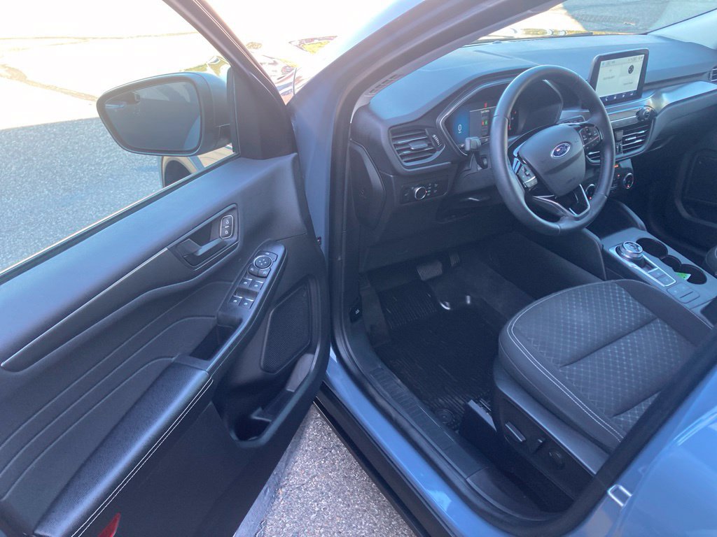 Used 2023 Ford Escape Active AWD/4WD image 16