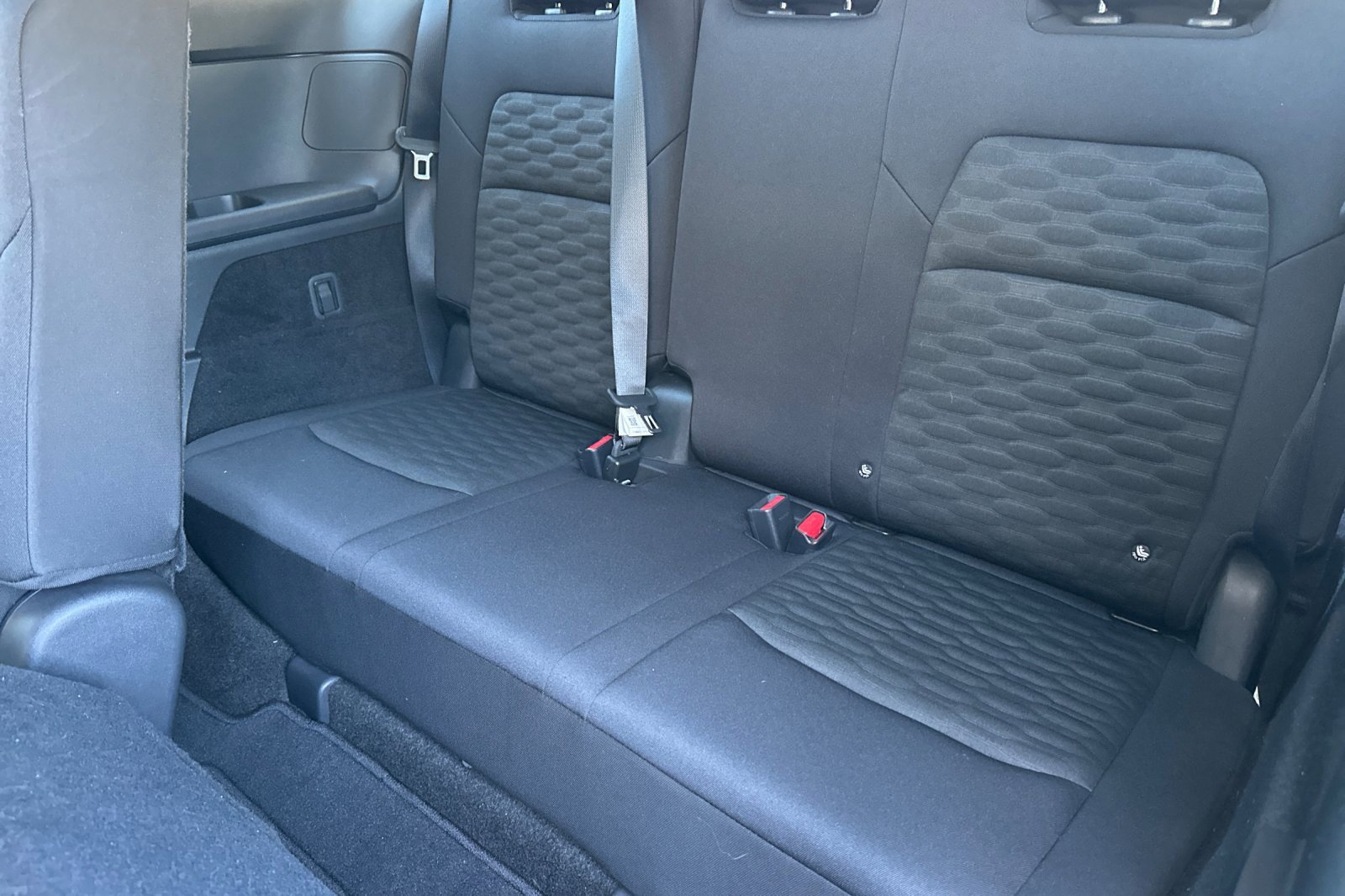 Certified 2024 Nissan Pathfinder SV image 17