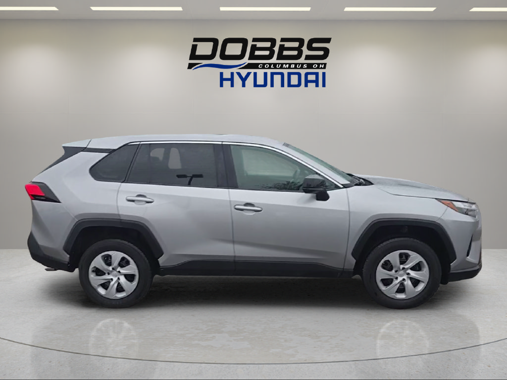 Used 2025 Toyota RAV4 LE FWD image 6