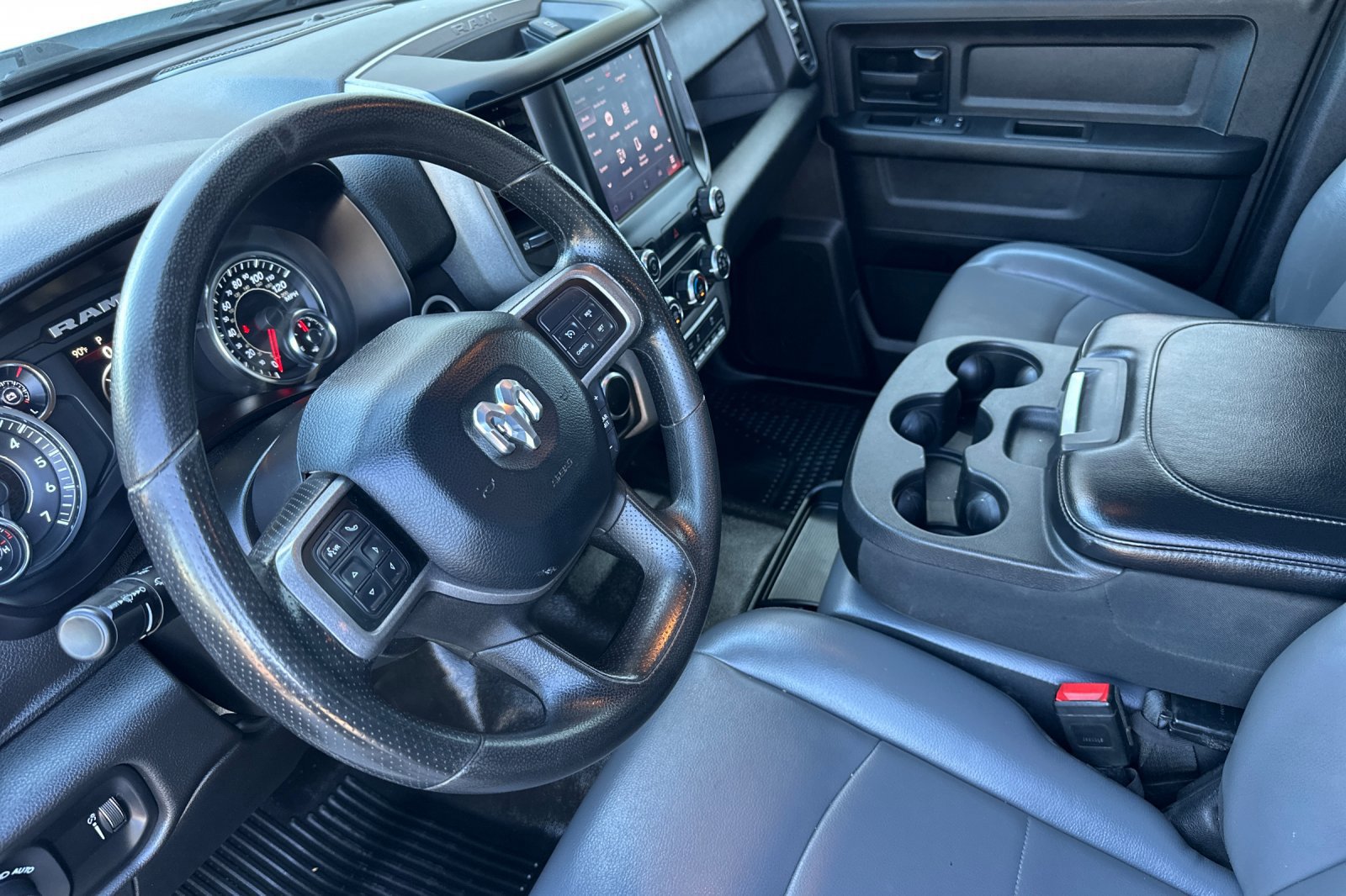 Used 2022 RAM 2500 Tradesman image 11