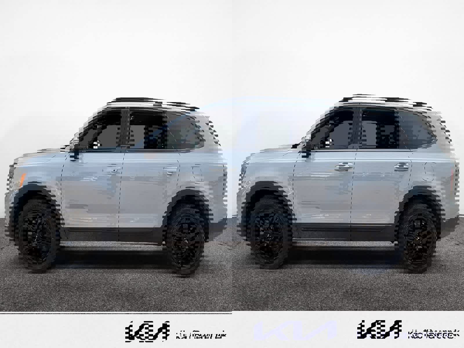 Used 2024 Kia Telluride EX X-Line image 2