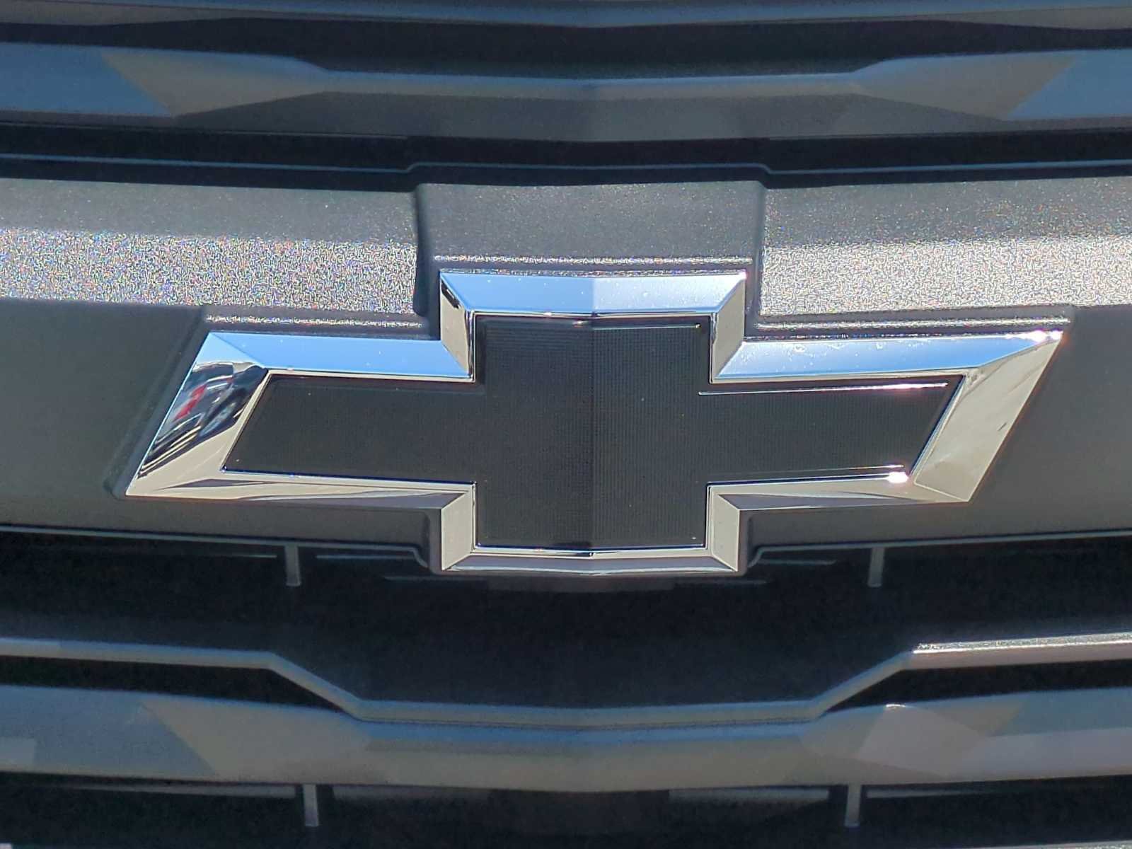 New 2026 Chevrolet Colorado Trail Boss w/ Midnight Edition AWD/4WD image 8