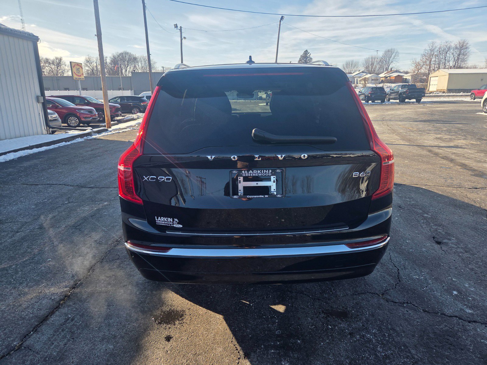 Used 2024 Volvo XC90 B6 Ultimate w/ Protection Package Premier image 4