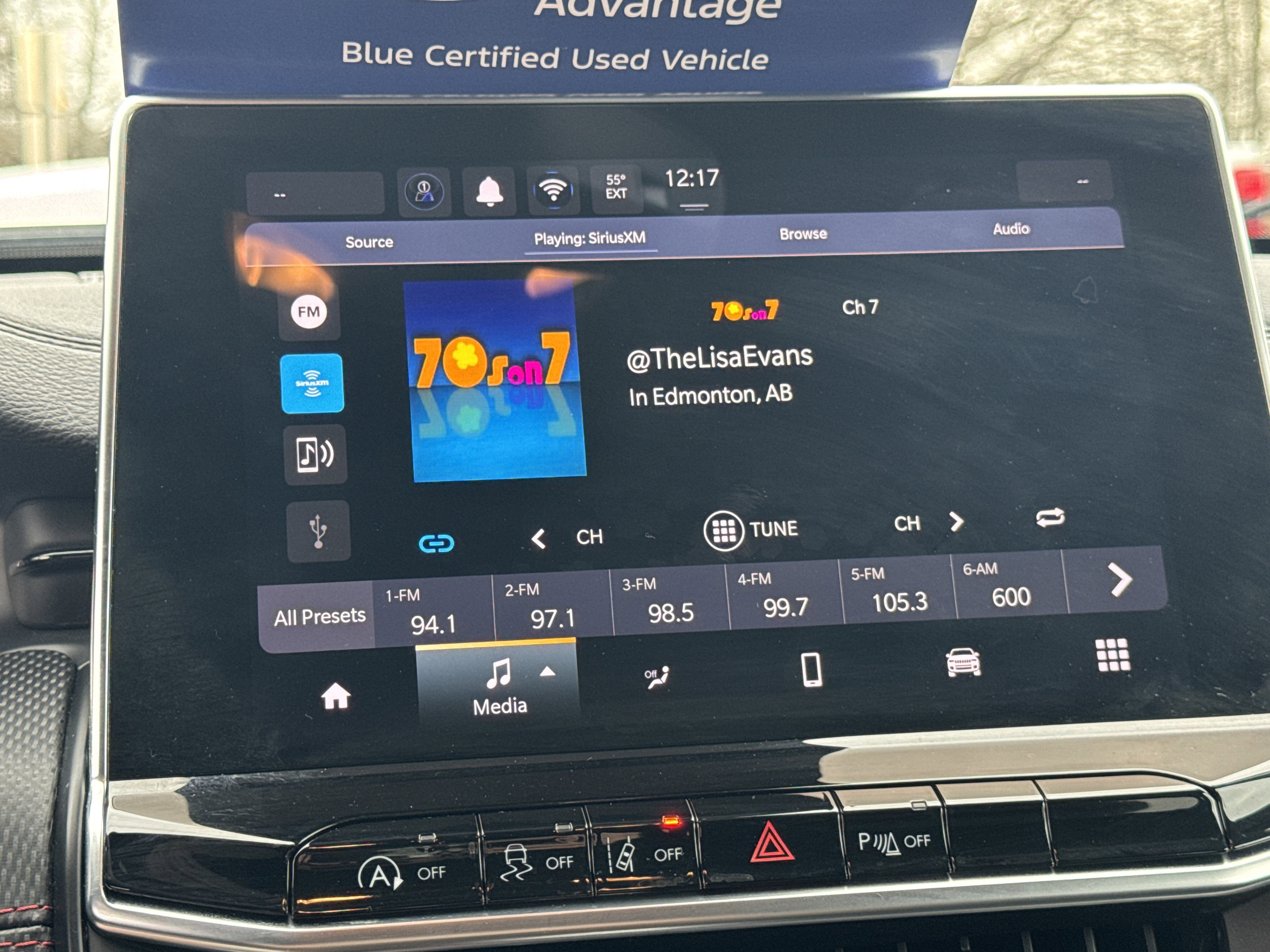 Used 2025 Jeep Compass Trailhawk image 26