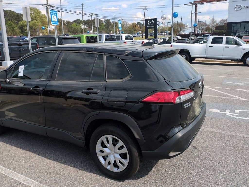 Used 2024 Toyota Corolla Cross L FWD image 3