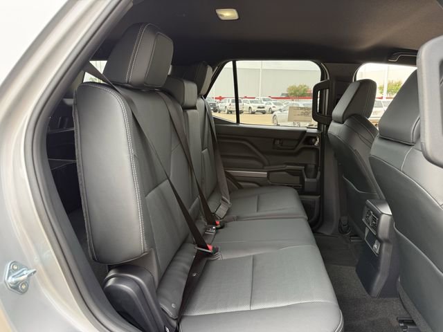New 2026 Toyota 4Runner TRD Off-Road Premium AWD/4WD image 32