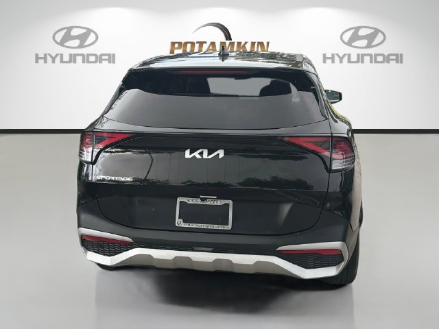 Used 2025 Kia Sportage EX FWD image 6