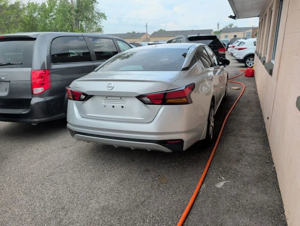Used 2020 Nissan Altima 2.5 S FWD image 13