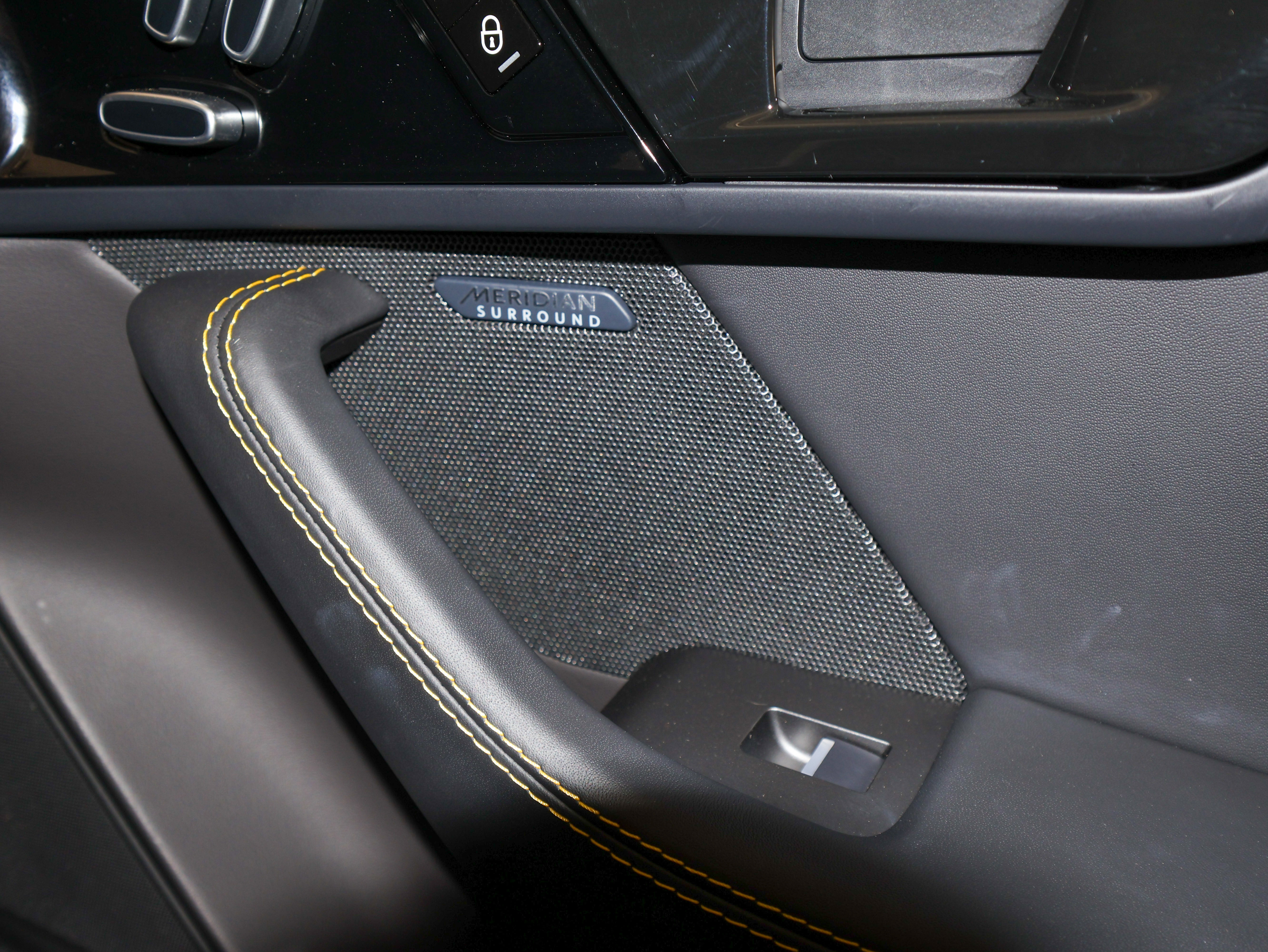 Used 2018 Jaguar F-TYPE 400 Sport image 55