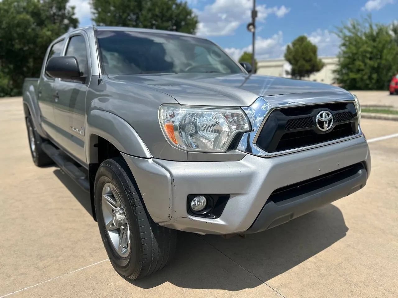 Used 2014 Toyota Tacoma PreRunner w/ SR5 Package RWD image 4