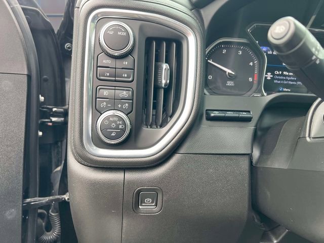 Used 2023 GMC Sierra 3500 Denali w/ Technology Package image 20