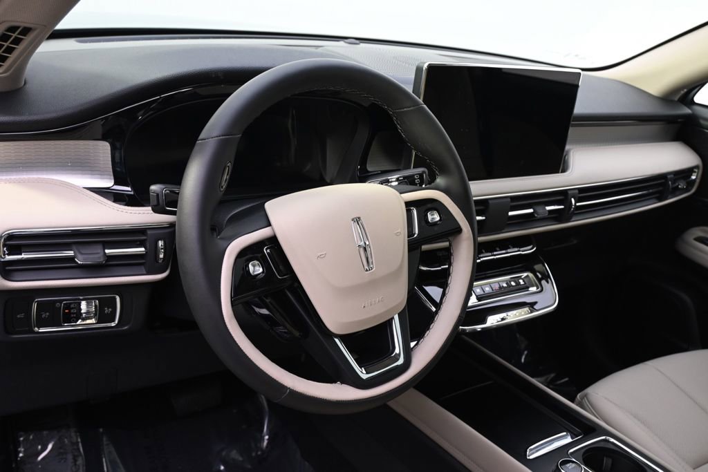 New 2026 Lincoln Corsair Premiere AWD/4WD image 11
