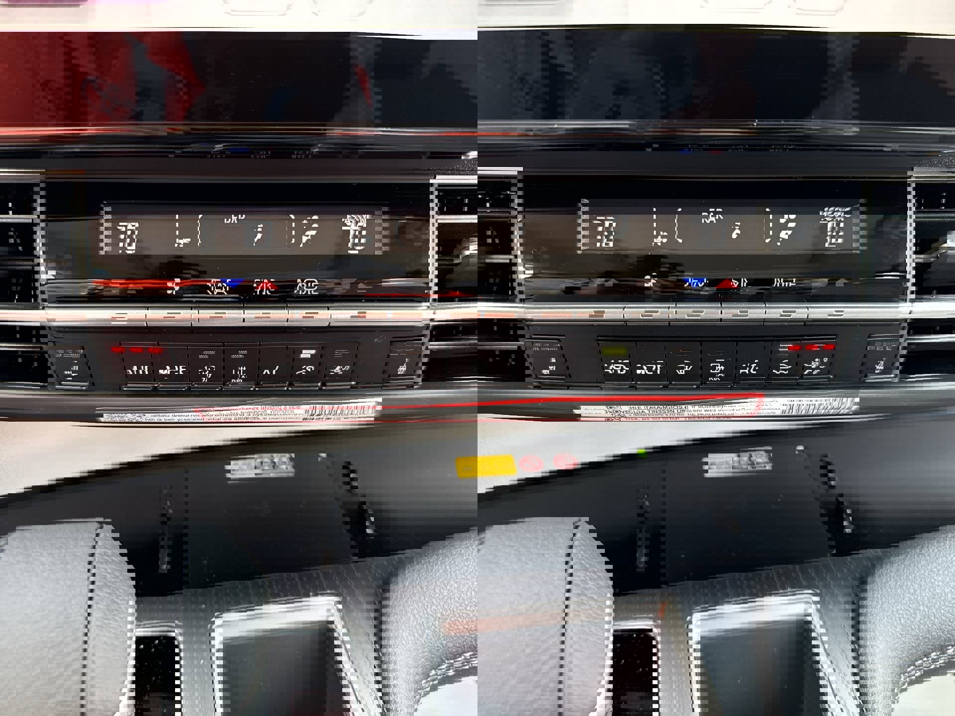 Used 2026 Toyota Sienna XLE image 17