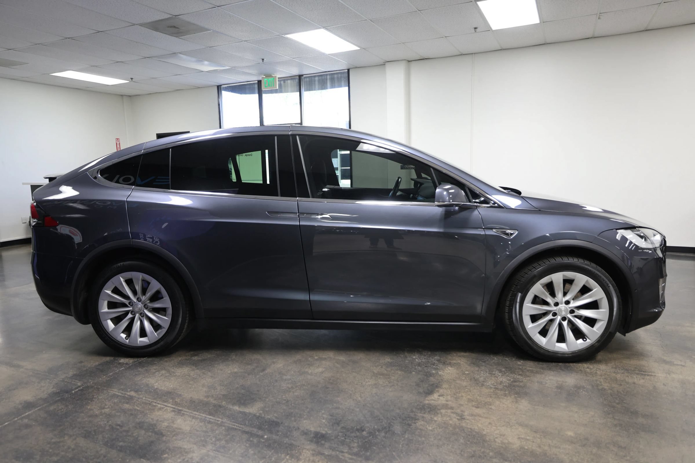 Used 2016 Tesla Model X 90D AWD/4WD image 7