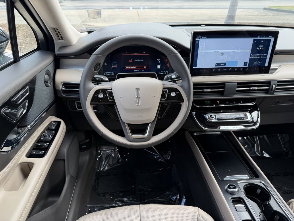 Used 2024 Lincoln Corsair FWD w/ Equipment Group 102A image 2