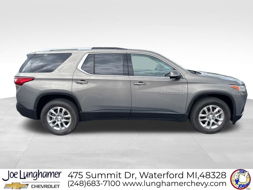 Certified 2018 Chevrolet Traverse LT FWD image 2