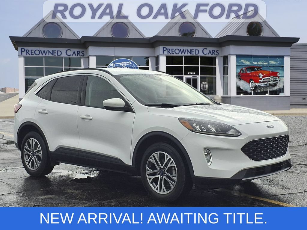 Certified 2022 Ford Escape SEL AWD/4WD image 1