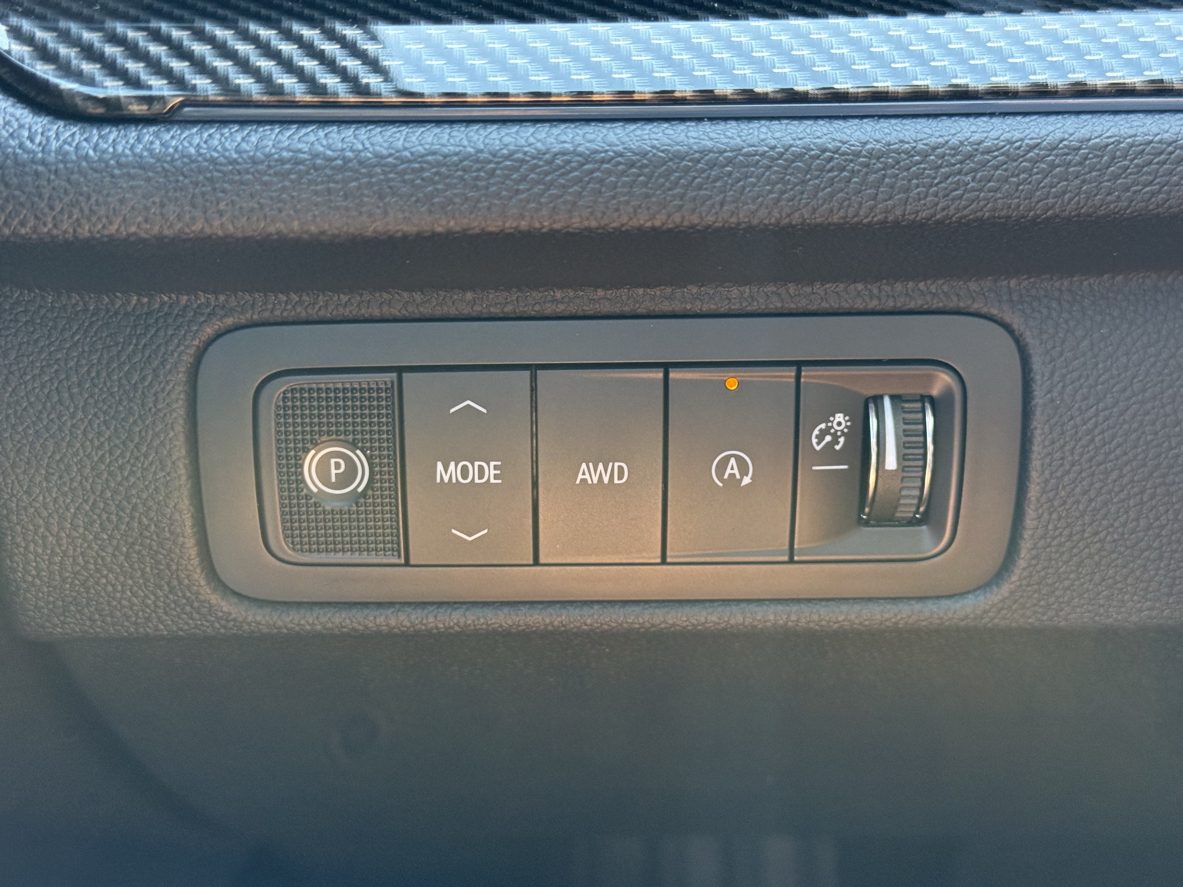 New 2027 Chevrolet Traverse Z71 w/ Enhanced Driving Package AWD/4WD image 28
