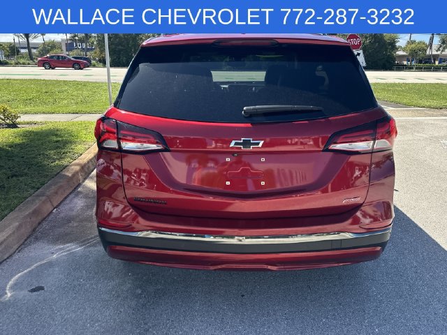 Used 2023 Chevrolet Equinox RS w/ RS Leather Package FWD image 11