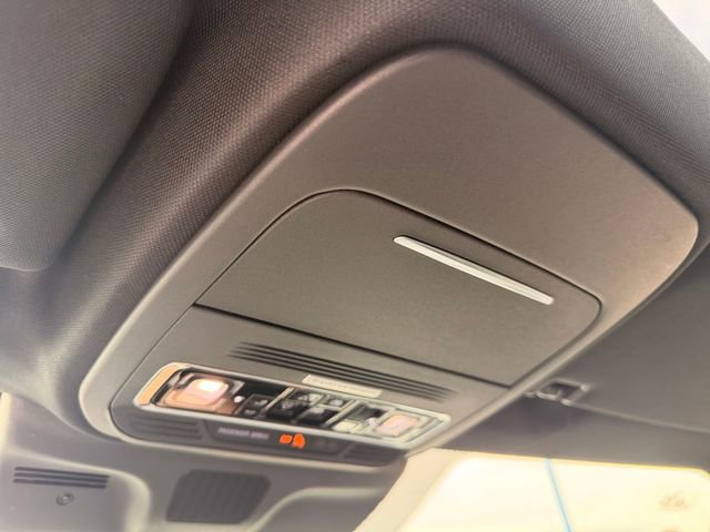 New 2025 Lincoln Navigator Reserve w/ Jet Appearance Package image 37