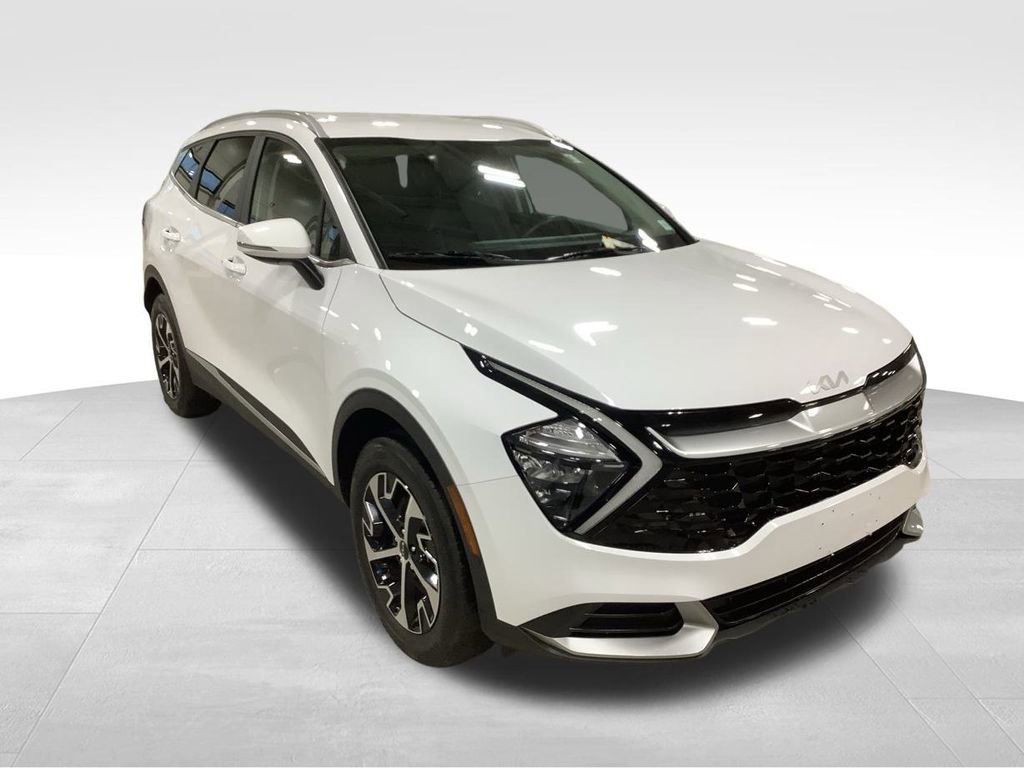 Certified 2023 Kia Sportage EX image 3