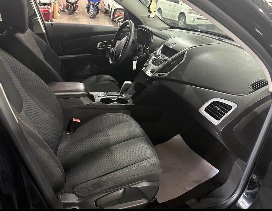 Used 2011 GMC Terrain SLE image 10