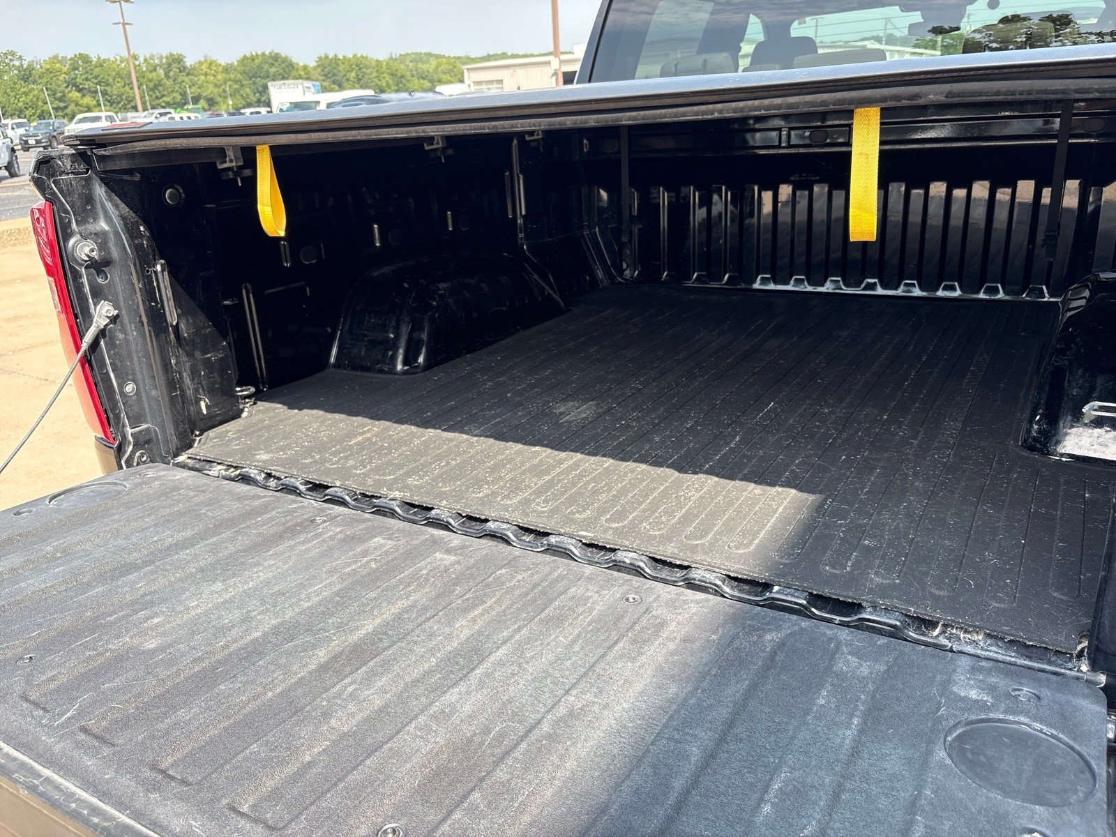 Used 2022 Chevrolet Silverado 1500 LT AWD/4WD image 13