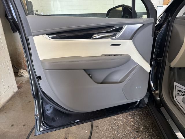 Certified 2024 Cadillac XT6 Premium Luxury w/ LPO, Floor Liner Package AWD/4WD image 13