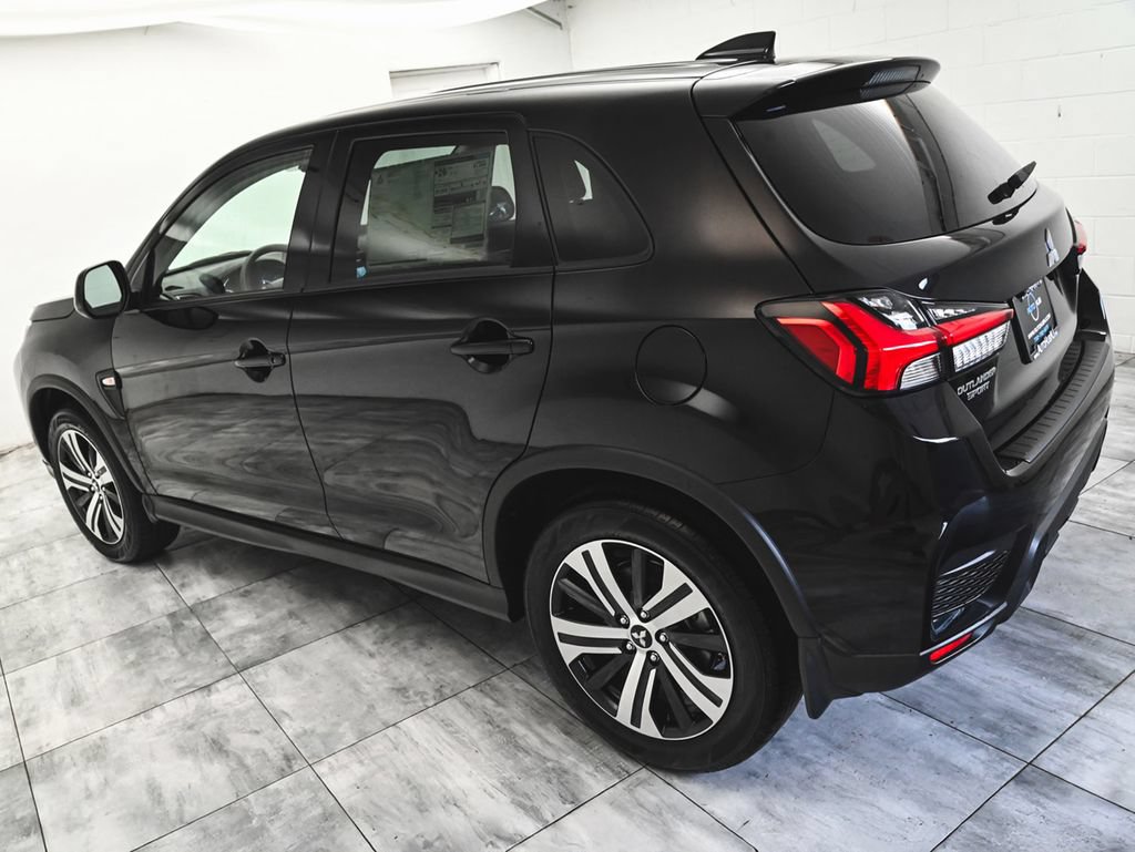 Used 2026 Mitsubishi Outlander Sport ES AWD/4WD image 4