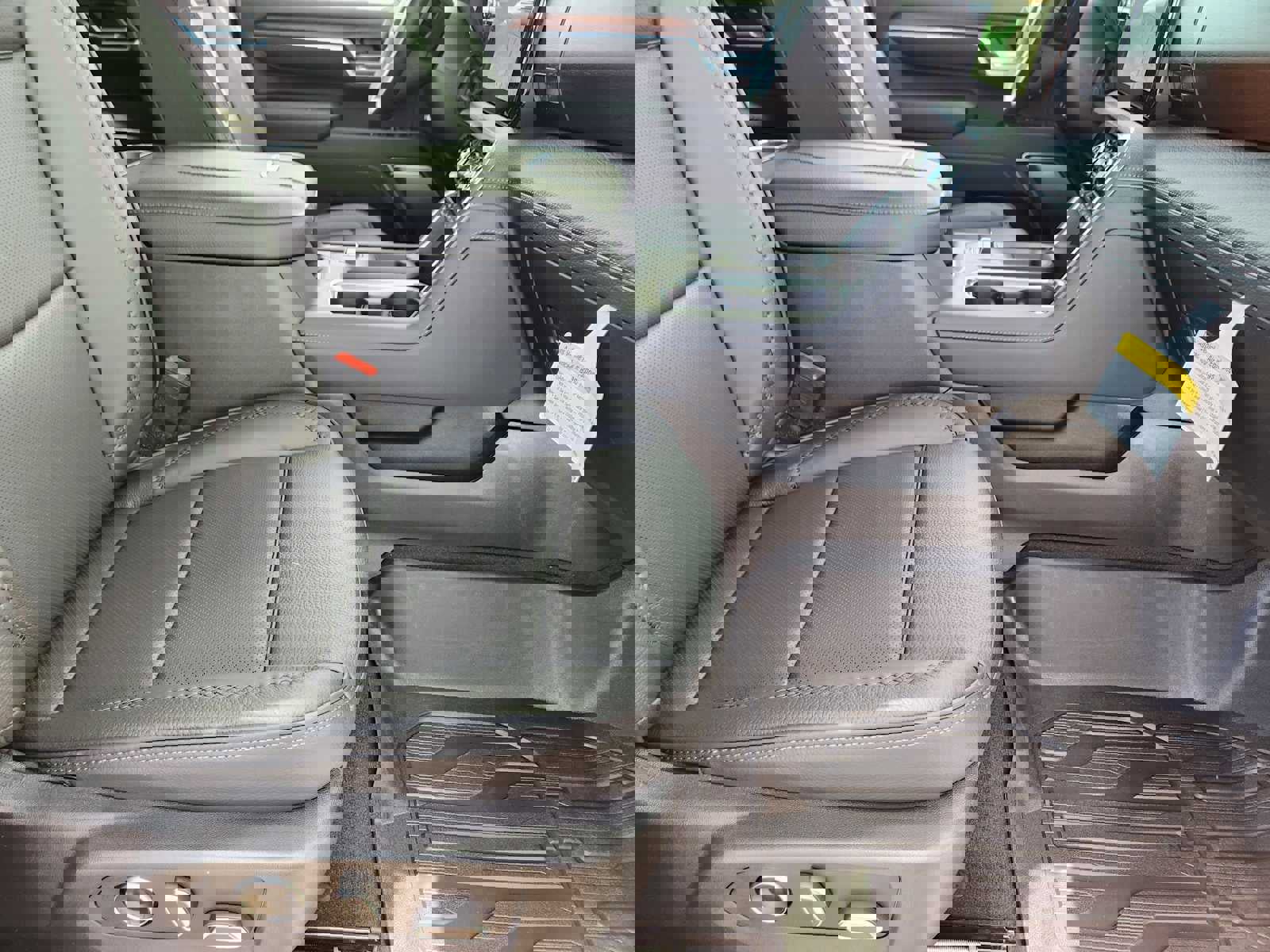 New 2026 GMC Sierra 2500 Denali w/ Denali Reserve Package image 16