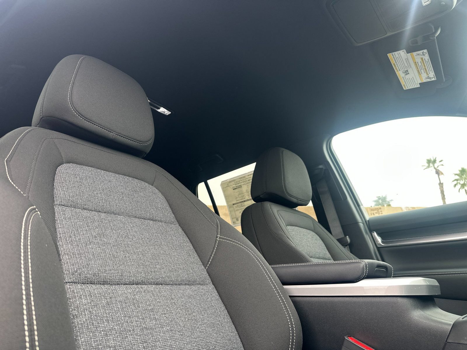 New 2026 GMC Terrain Elevation w/ Technology Package II AWD/4WD image 17