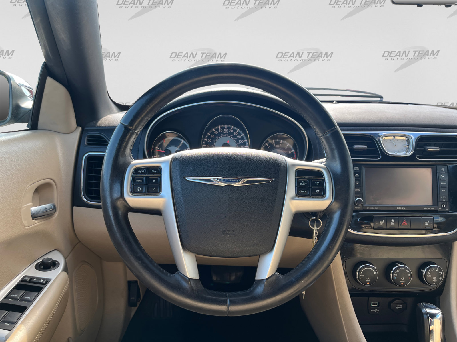 Used 2013 Chrysler 200 Limited FWD image 14