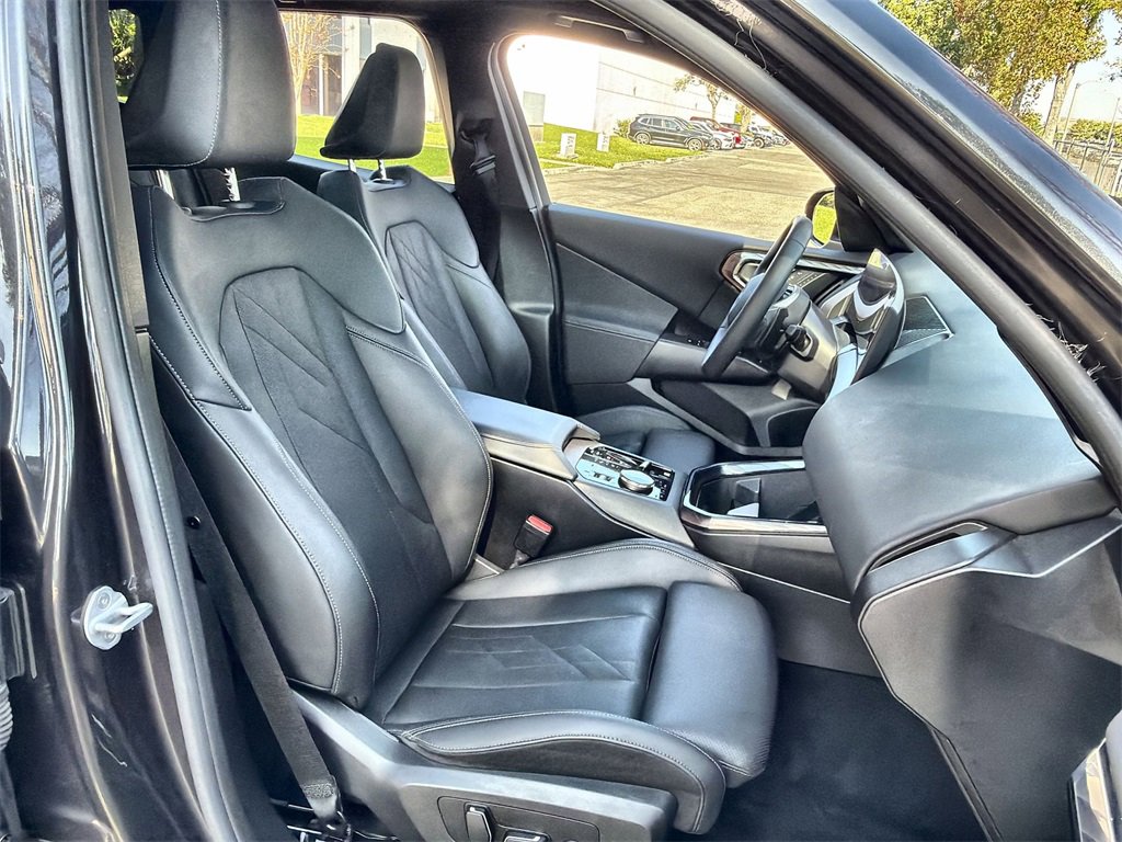 Used 2025 BMW X3 xDrive30i w/ Premium Package image 26