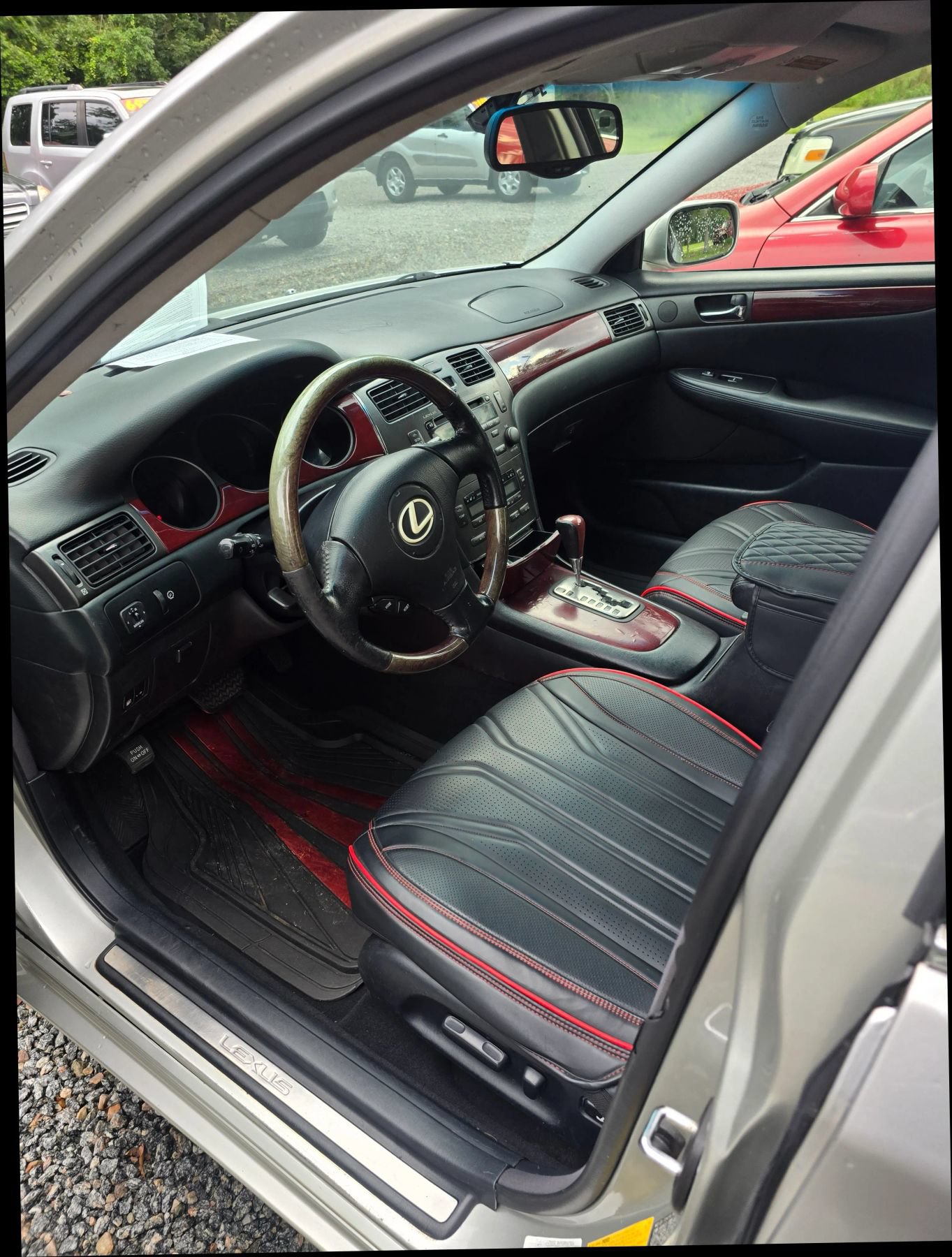 Used 2003 Lexus ES 330 w/ Premium Pkg FWD image 14