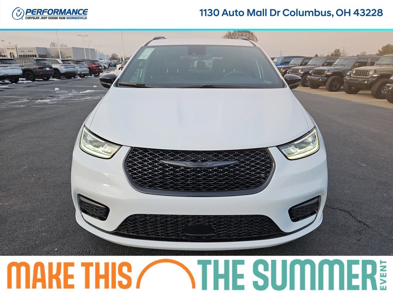 New 2026 Chrysler Pacifica Select w/ S Appearance Package FWD image 2