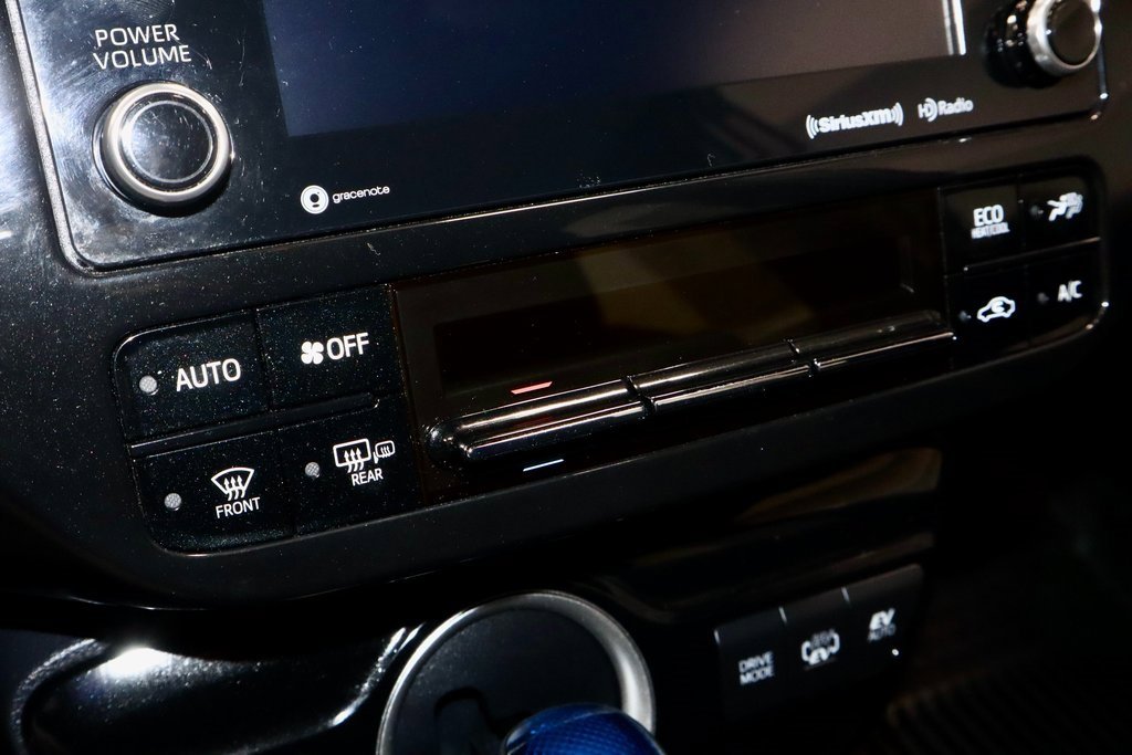 Used 2021 Toyota Prius Prime LE image 30