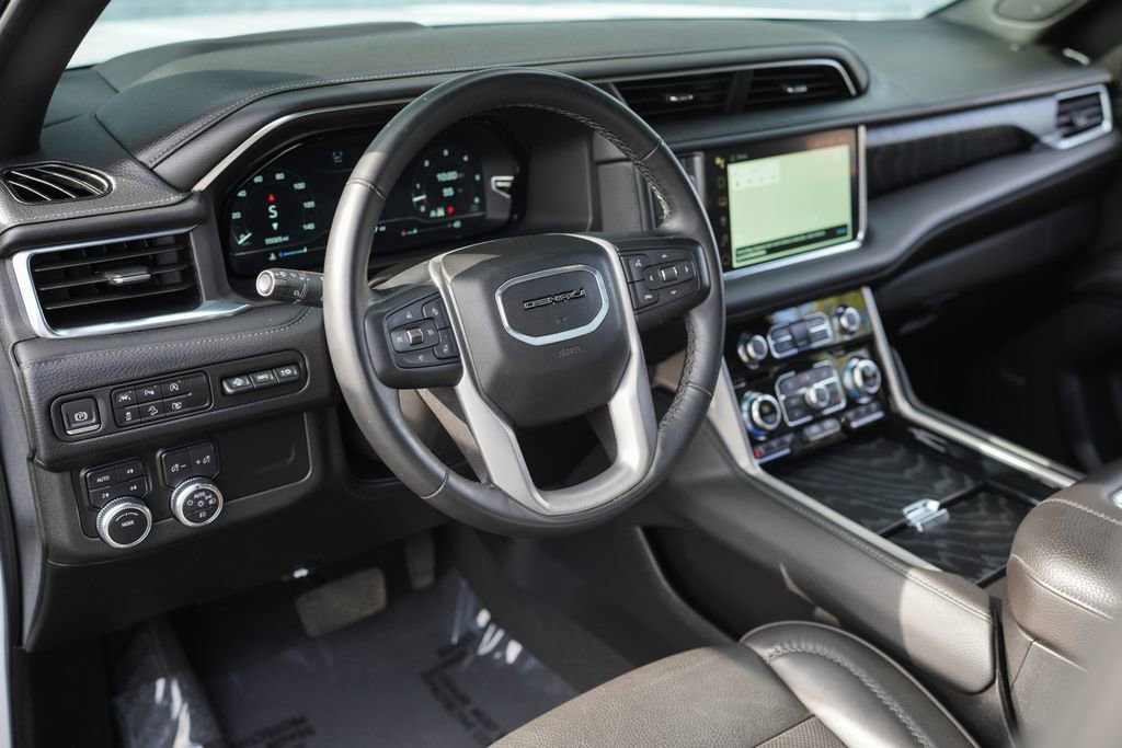 Used 2024 GMC Yukon XL Denali image 20