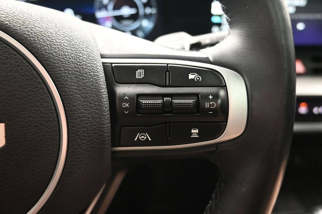 Certified 2024 Kia Sportage SX FWD image 28