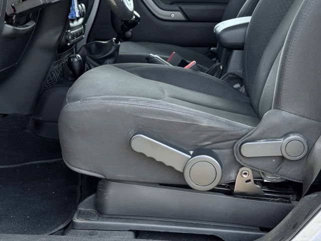 Used 2016 Jeep Wrangler Sport AWD/4WD image 14