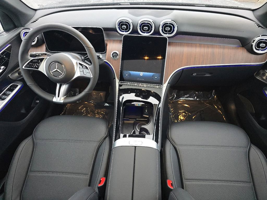 New 2026 Mercedes-Benz GLC 300 4MATIC image 23