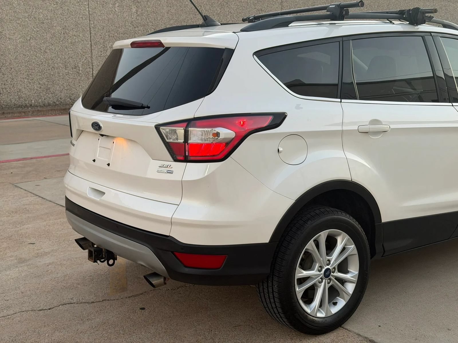 Used 2018 Ford Escape SEL AWD/4WD image 5