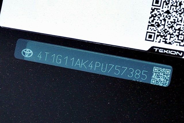 Used 2023 Toyota Camry SE image 31