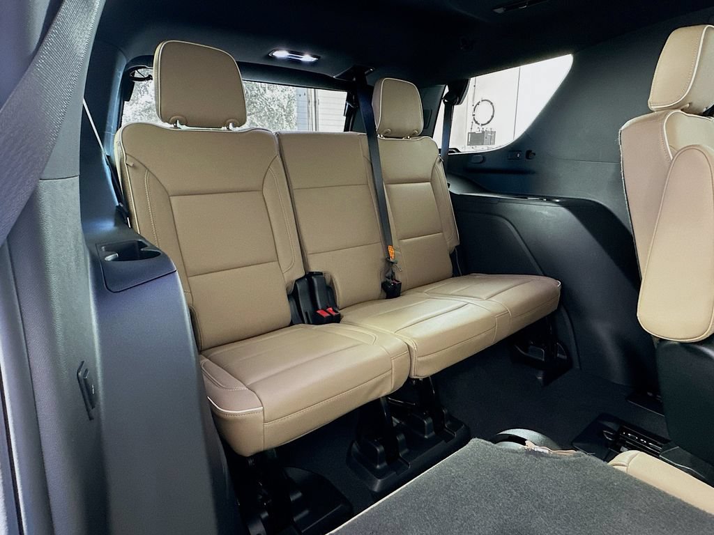 Used 2023 Chevrolet Tahoe Premier RWD image 28