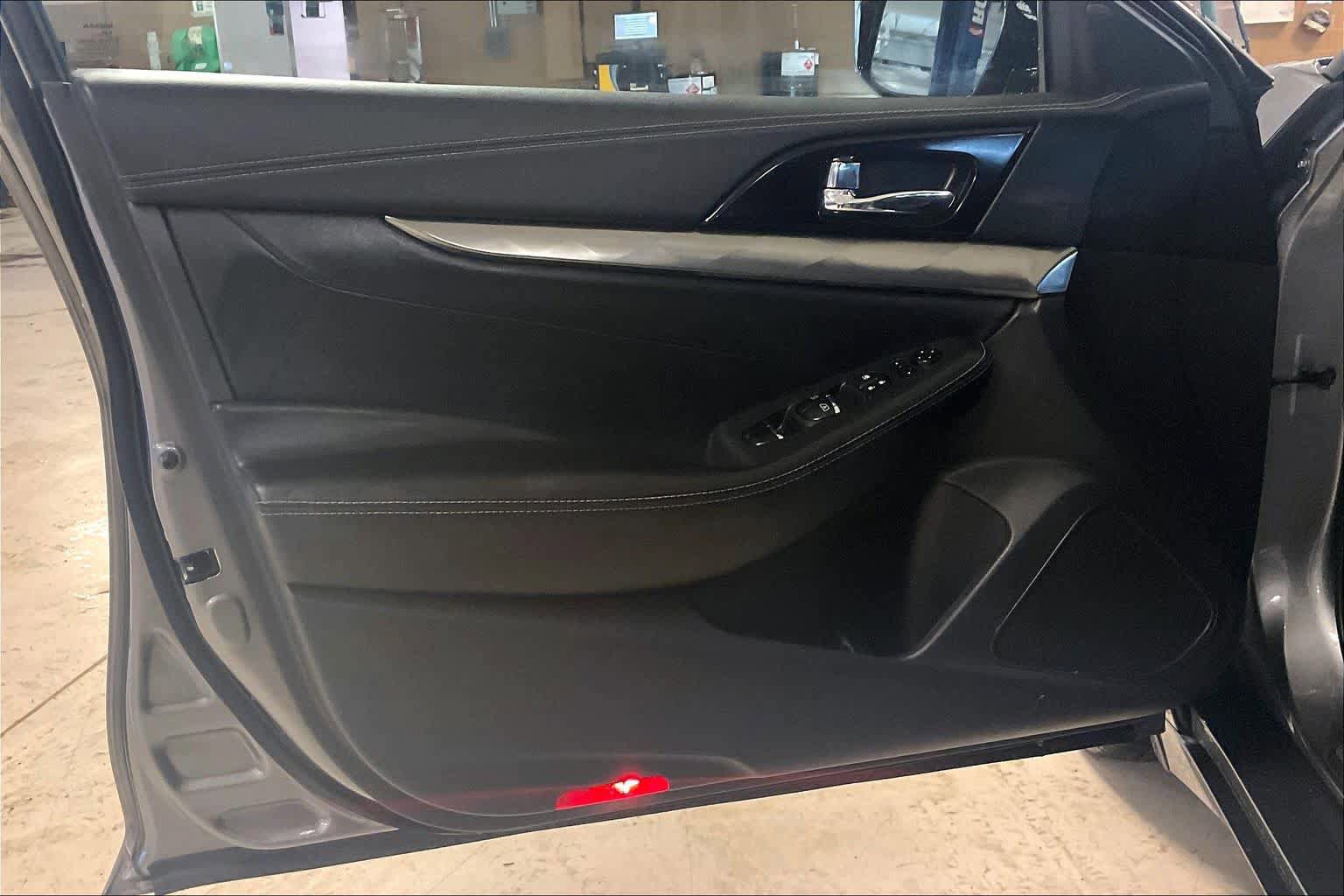 Used 2021 Nissan Maxima 3.5 SV w/ Floor Mat Group image 19