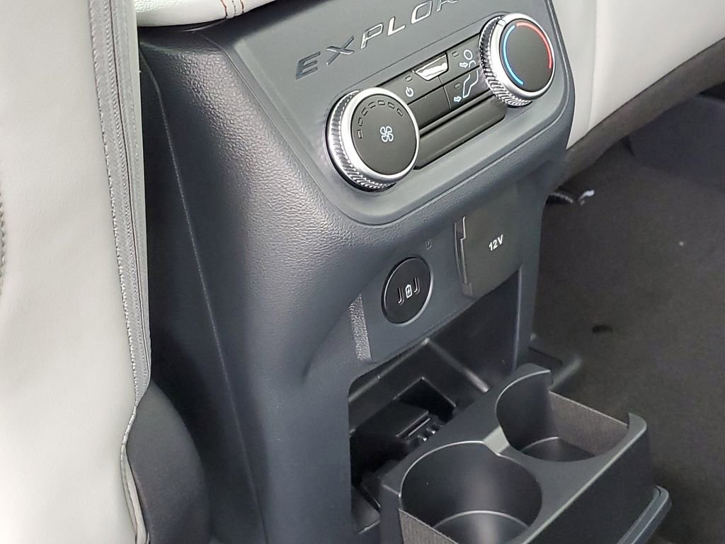 New 2026 Ford Explorer Active image 32