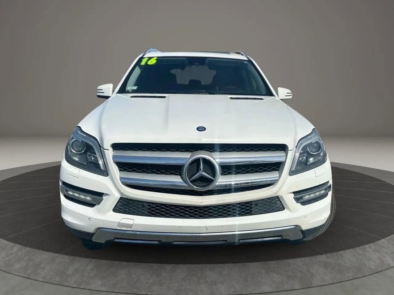 Used 2016 Mercedes-Benz GL 450 4MATIC image 2