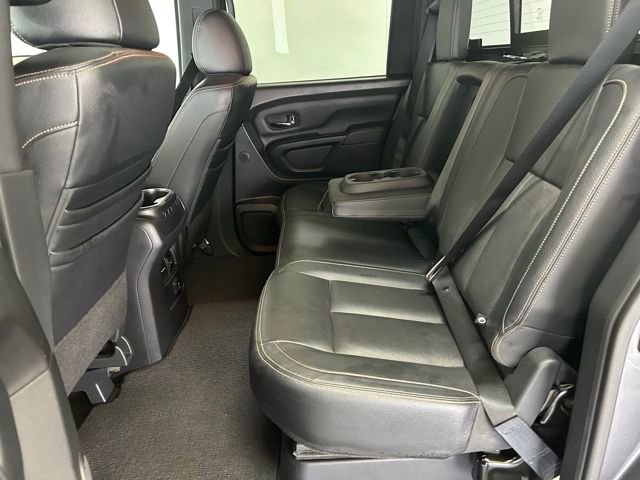 Used 2018 Nissan Titan SL w/ Midnight Edition image 26