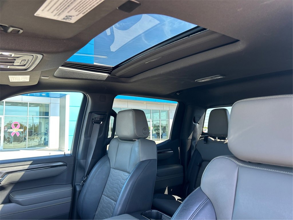 Used 2022 Chevrolet Silverado 1500 ZR2 w/ Technology Package image 20