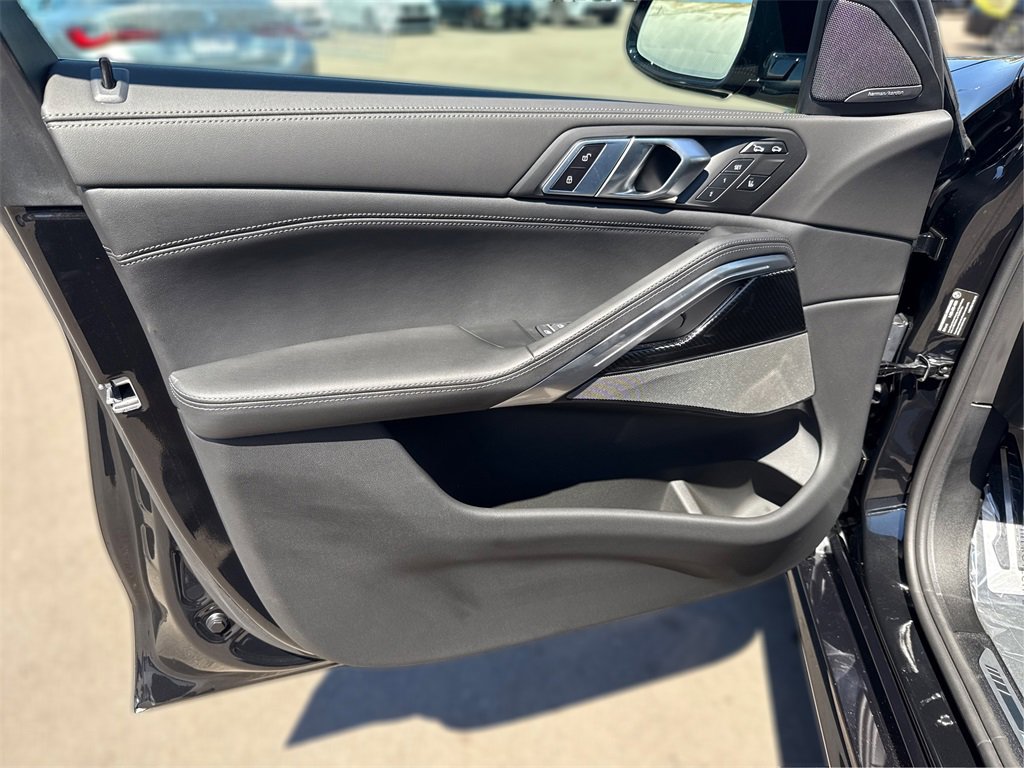 New 2026 BMW X6 M60i w/ Parking Assistance Package image 26